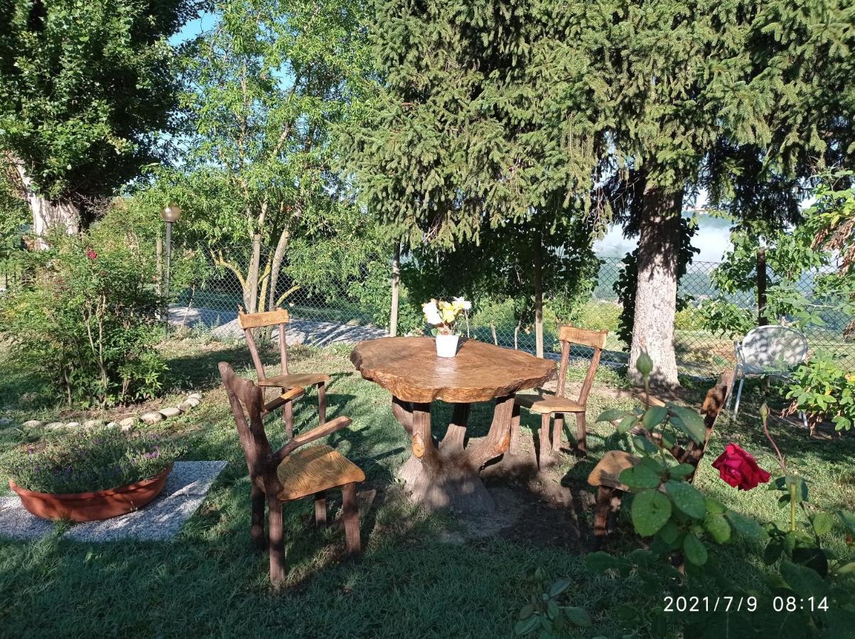 La Casa Dei Masue' Alba (Piedmont) Exterior foto