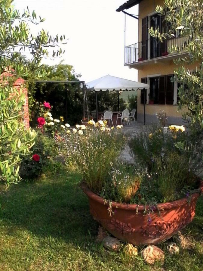 La Casa Dei Masue' Alba (Piedmont) Exterior foto
